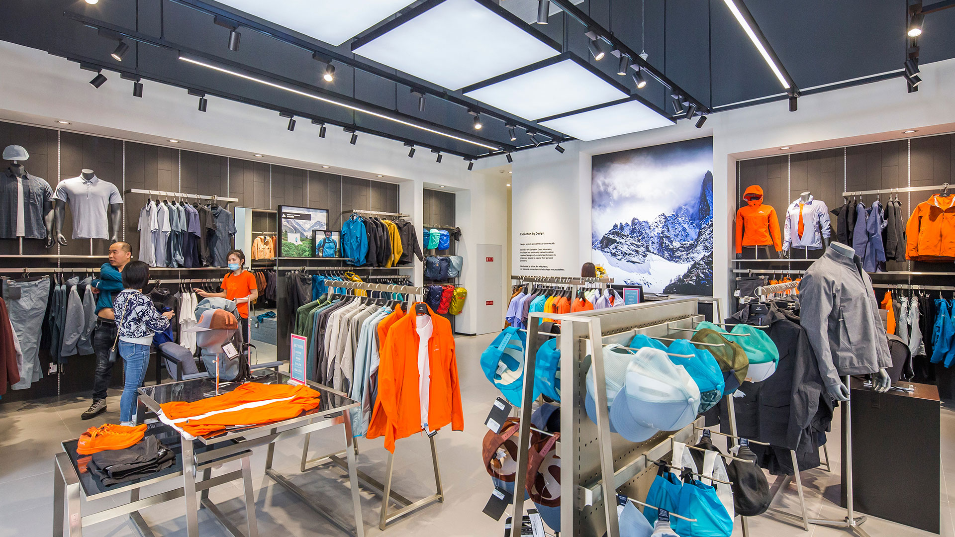 【ARC‘TERYX始祖鸟】折扣店_比斯特苏州购物村（奕欧来奥特莱斯）