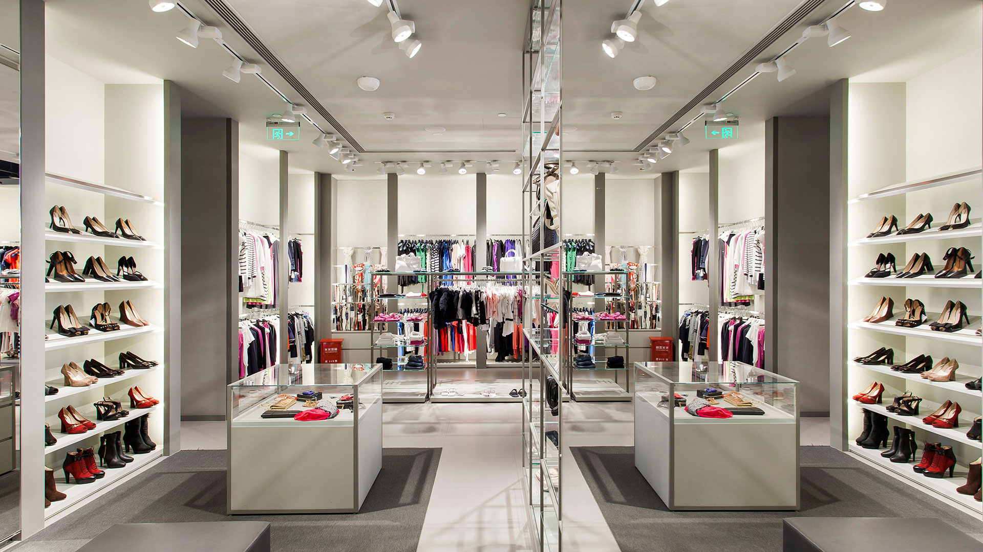 【ARMANI阿玛尼】折扣店_比斯特苏州购物村(奕欧来奥特莱斯)