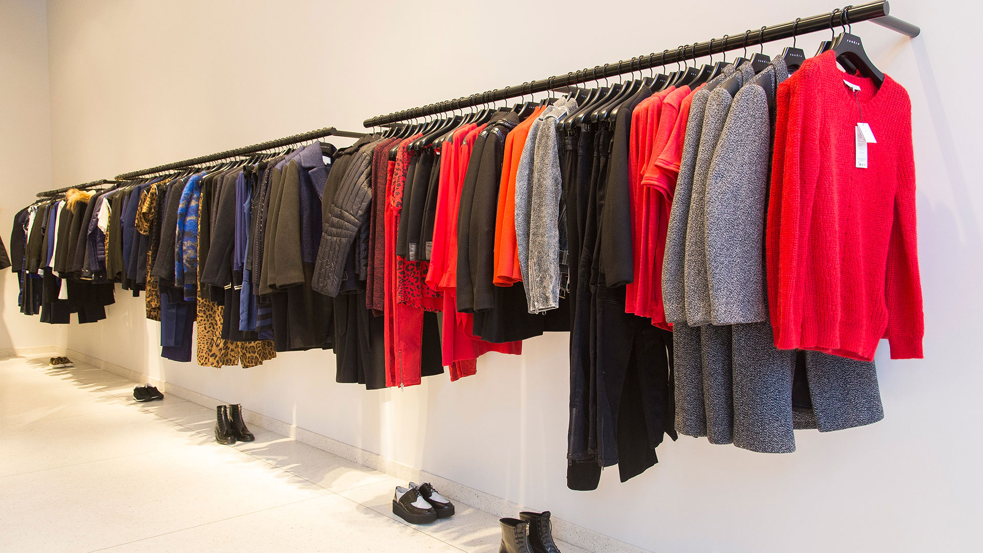 【Sandro桑德罗】折扣店_比斯特苏州购物村（奕欧来奥特莱斯）