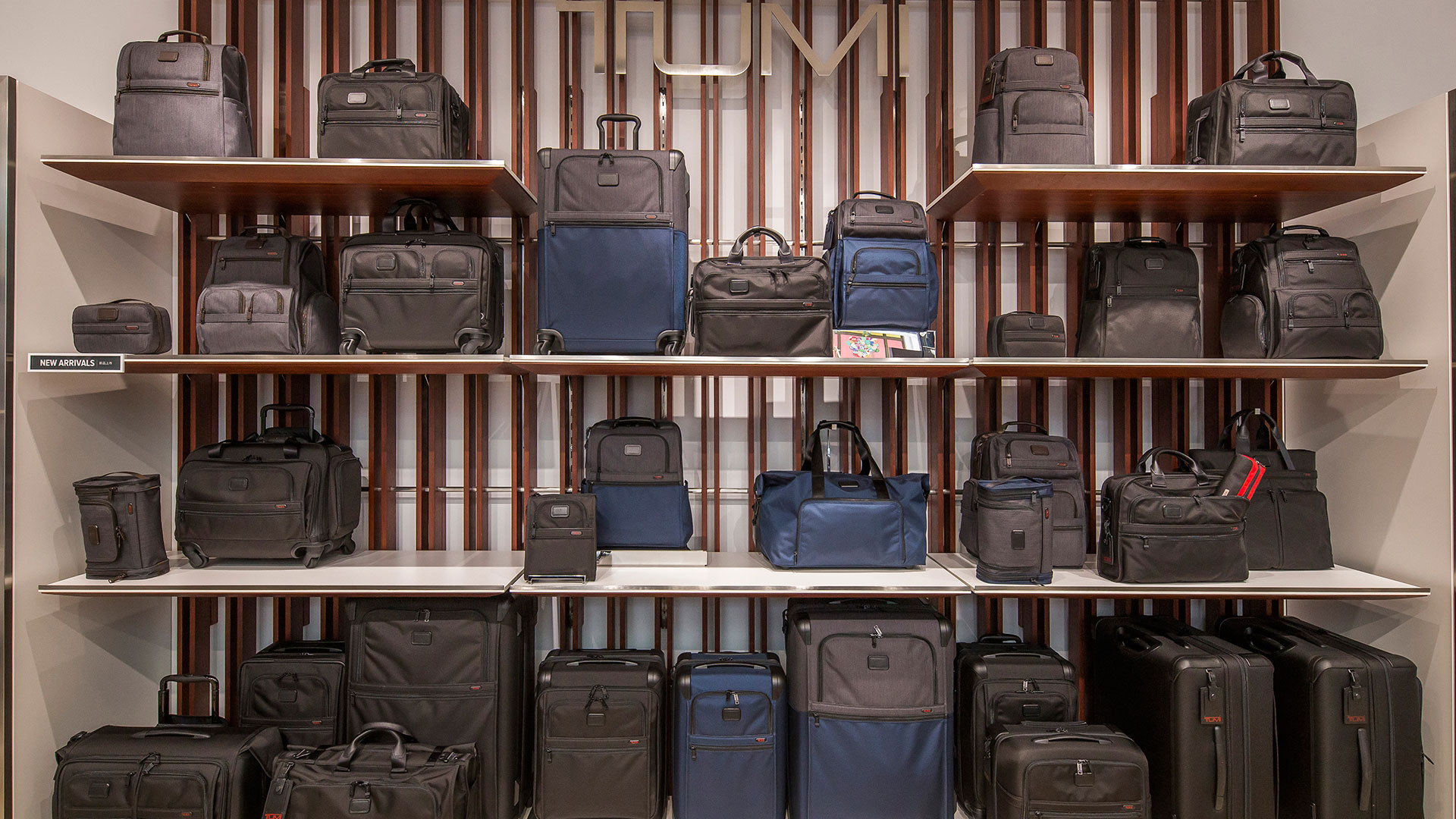 【TUMI途明】折扣店_比斯特苏州购物村（奕欧来奥特莱斯）