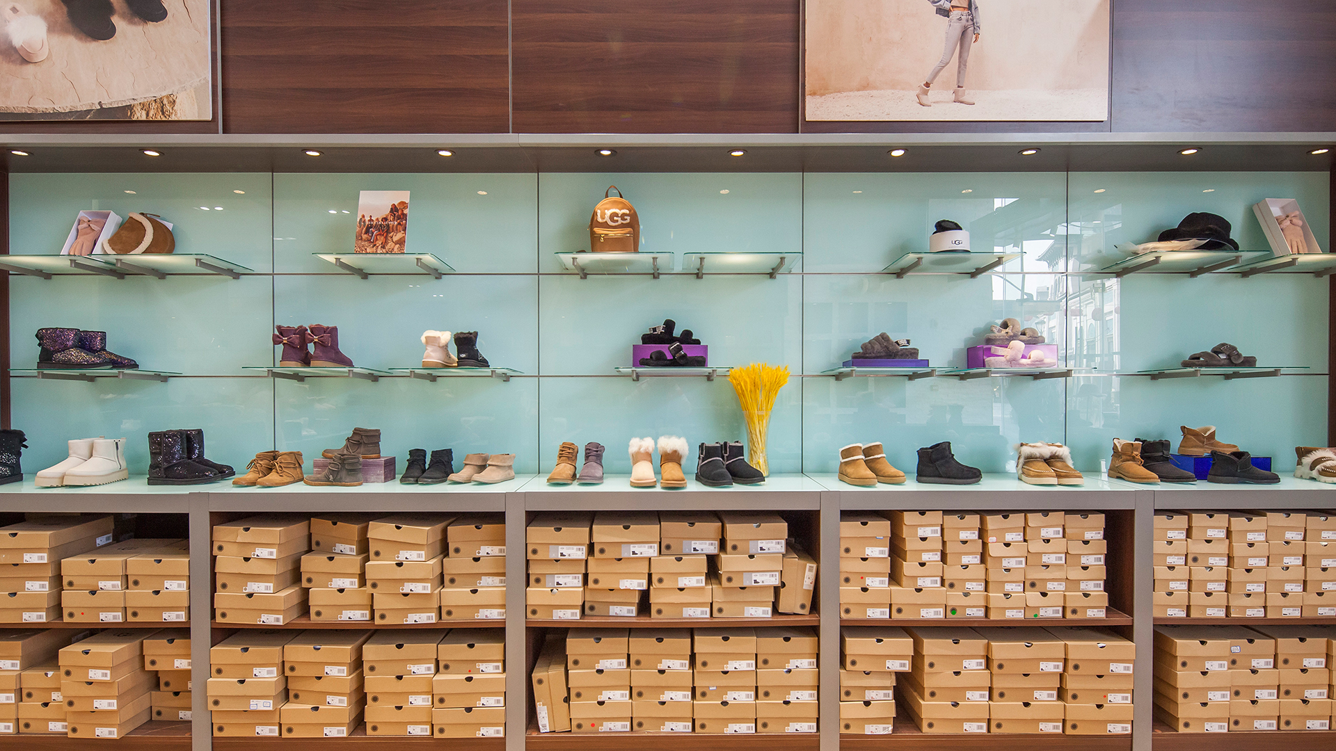 【UGG悠骥】折扣店_比斯特苏州购物村（奕欧来奥特莱斯）